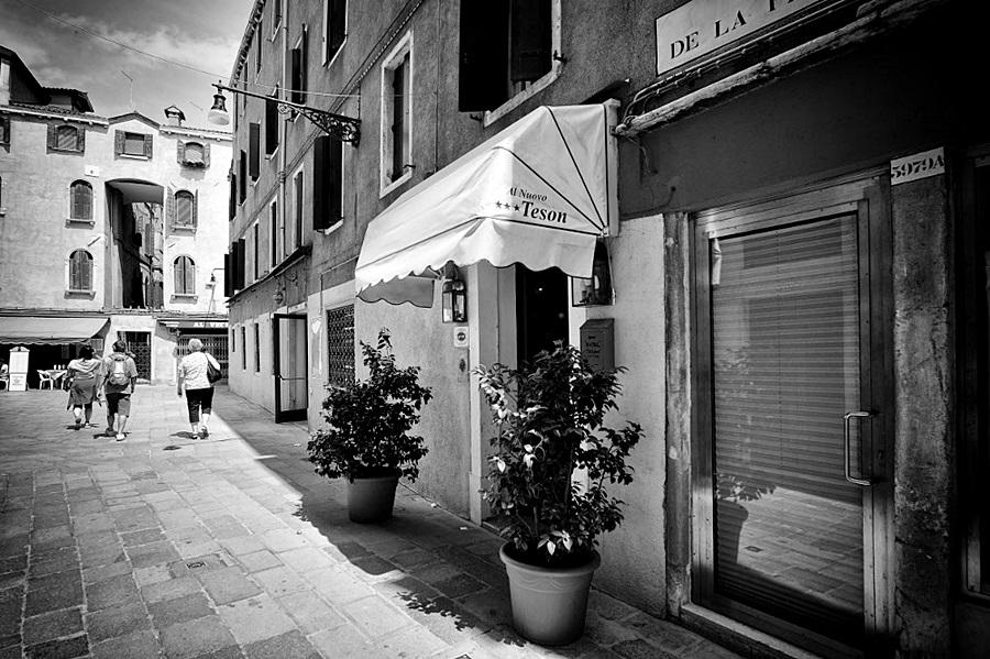 Hotel Nuovo Teson Venecia Exterior foto